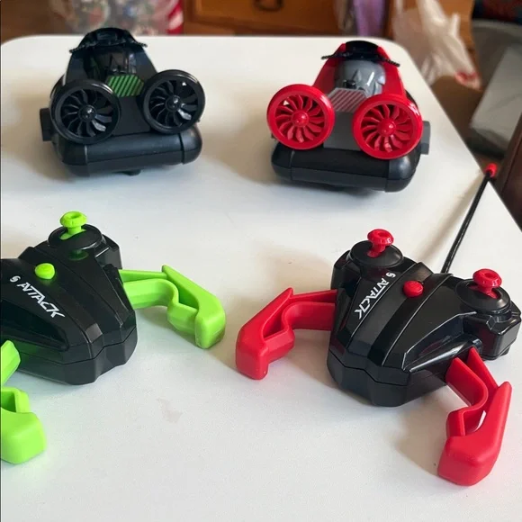 Remote Control Racing Cars with Controllers - Picture 2 of 3